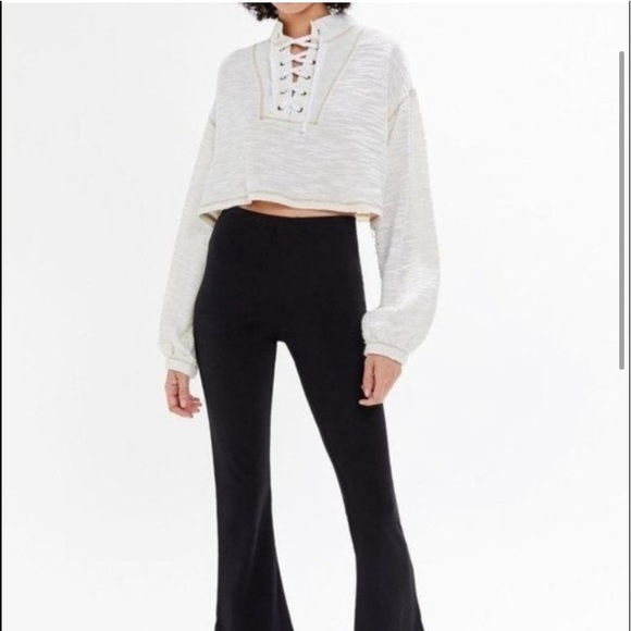 BNWoT Urban Outfitters | Lace-Up Funnel Neck Cropped Sweater S Small - Picture 2 of 10